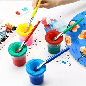Spill-Proof Paint Cup with brush